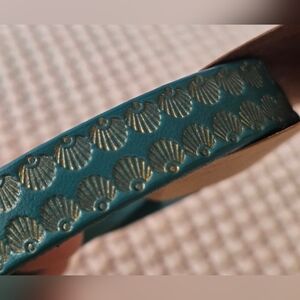 NEW Justin Genuine Leather Teal Tooled Western Style Bracelet Unisex Shells Cute